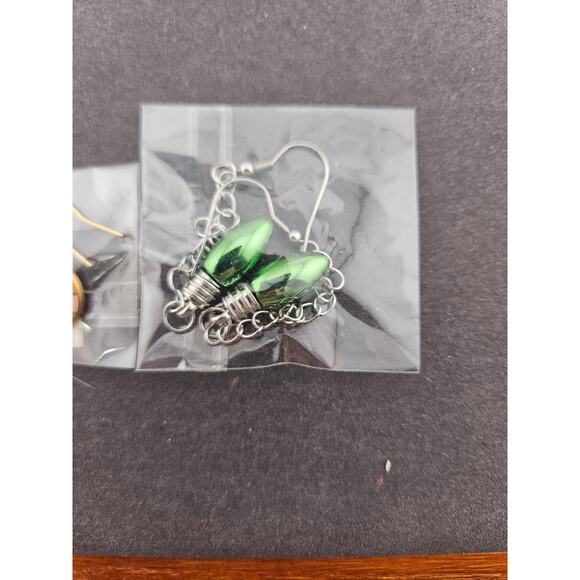 Holiday Earrings Set Of 2 Pair Santa Christmas Lights Dangle Drop Hook - Picture 2 of 4